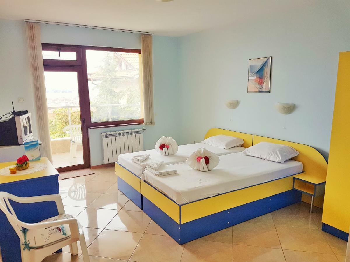 Guest House Byki Sveti Vlas Exterior photo