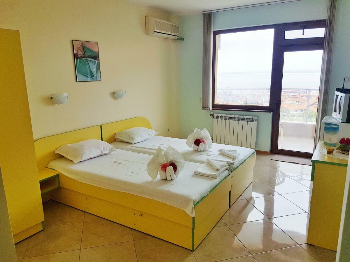 Guest House Byki Sveti Vlas Exterior photo
