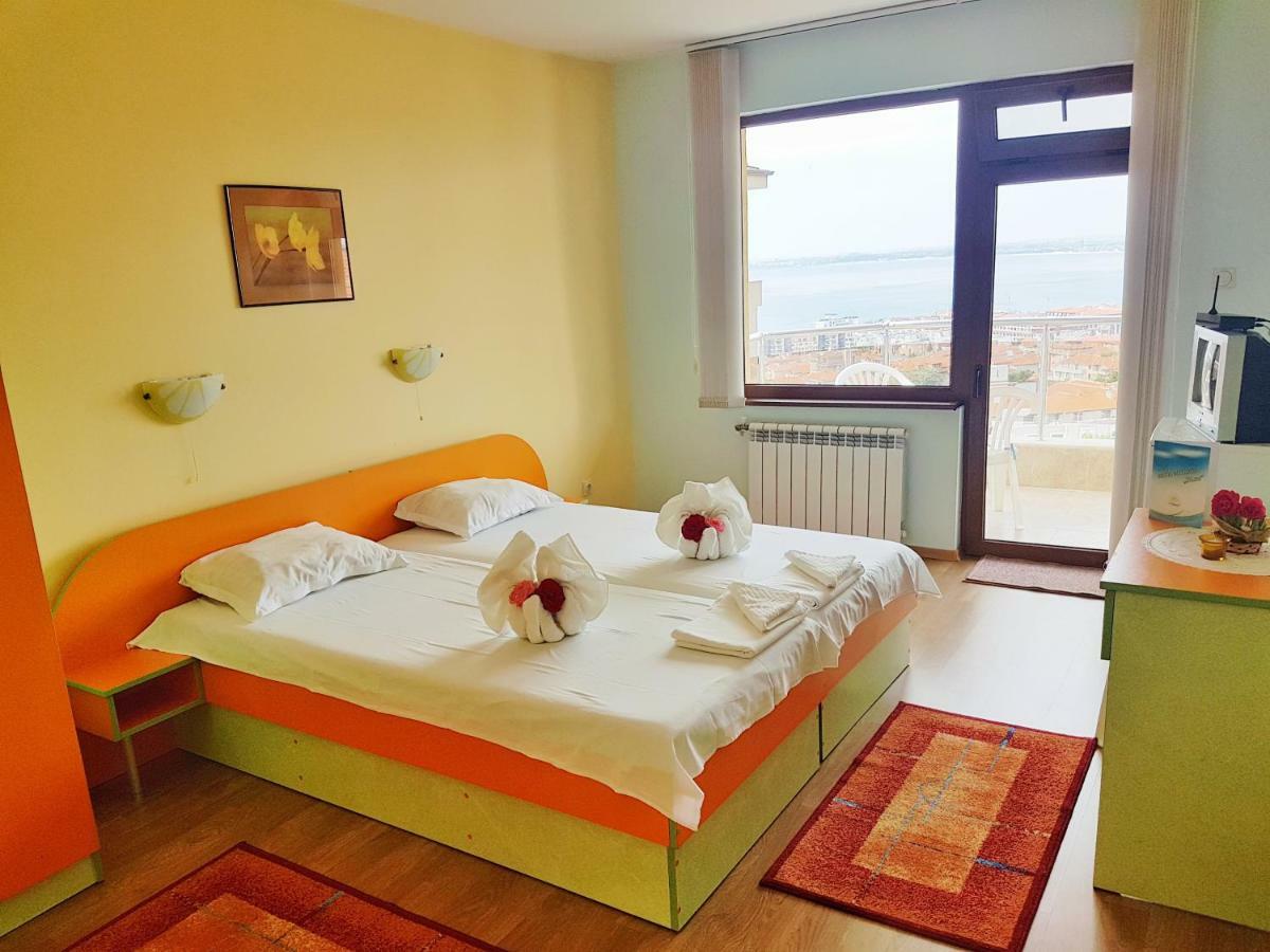 Guest House Byki Sveti Vlas Exterior photo